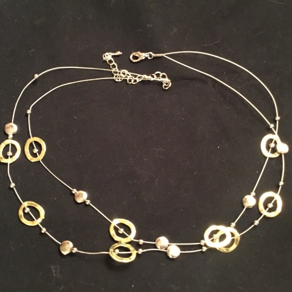 Silvertone and Goldtone Open Ovals Wire Necklace